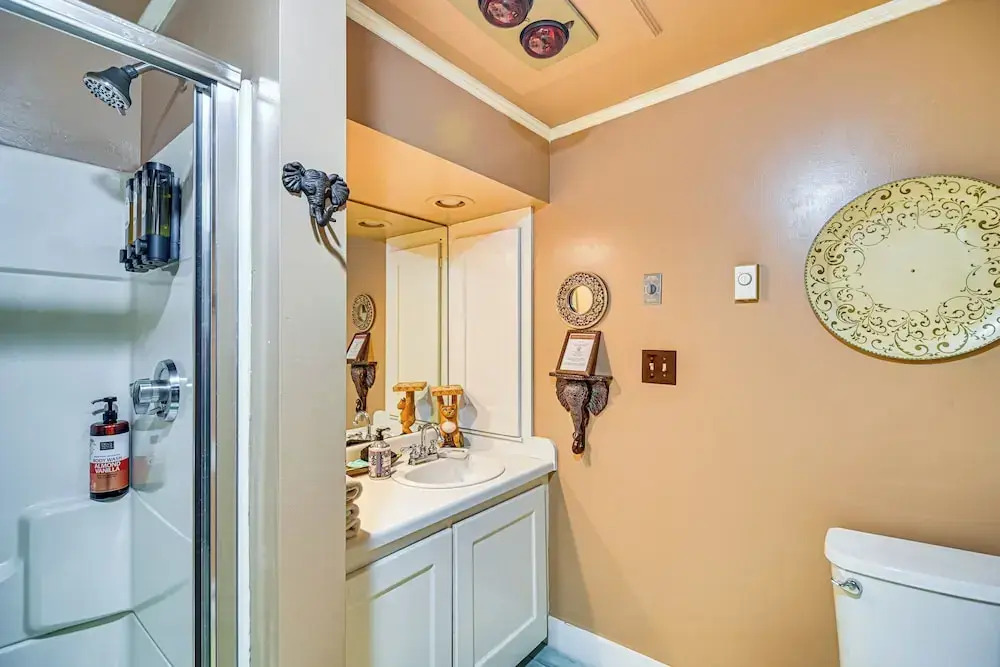 1 Mi to Main St Fryeburg: Historic Family Home