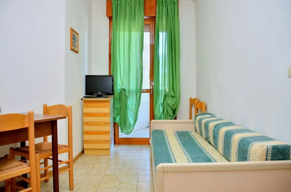 Homely Apartment With Terrace in Bibione - Beahost
