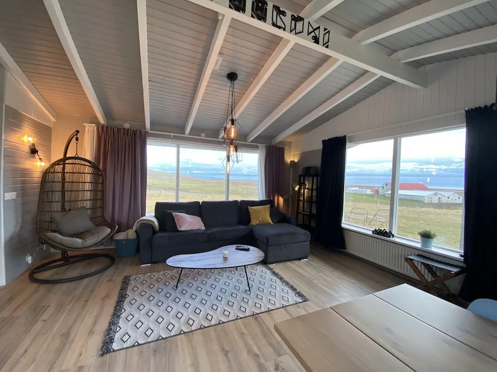 Nátthagi Cottage
