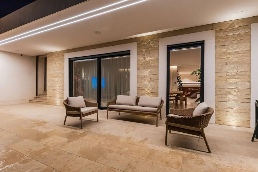 Jerina Mansion 6BR Villa With Private Pool