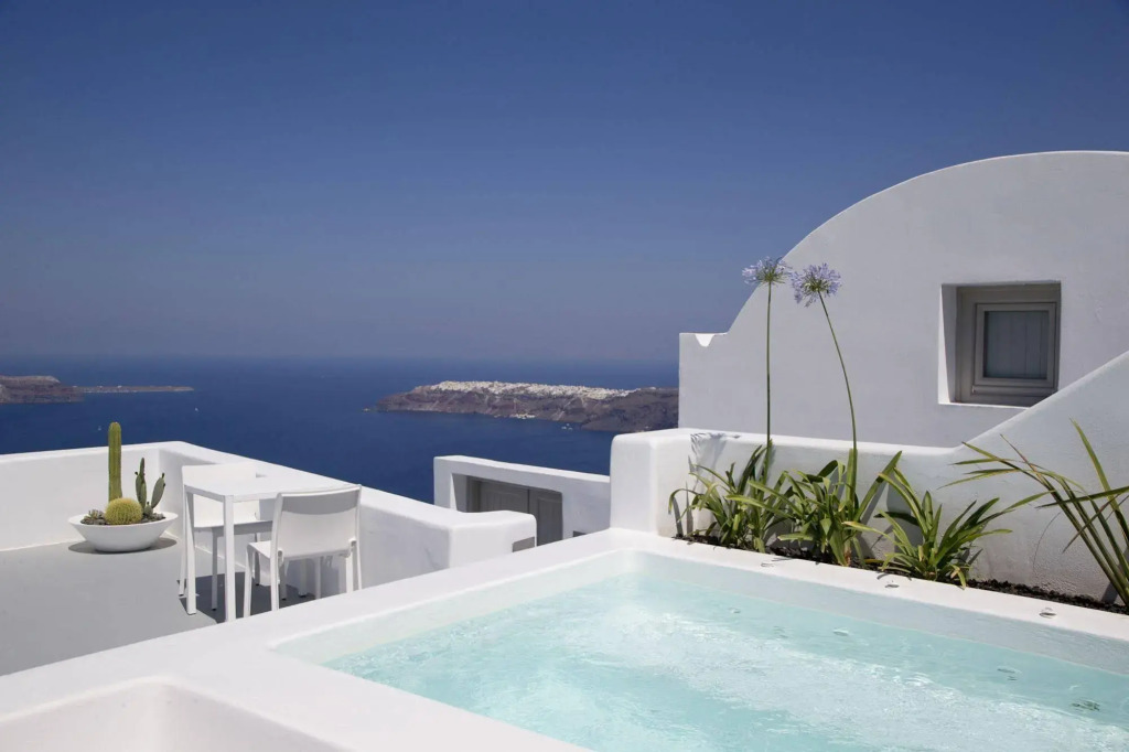 Grace Hotel, Auberge Collection