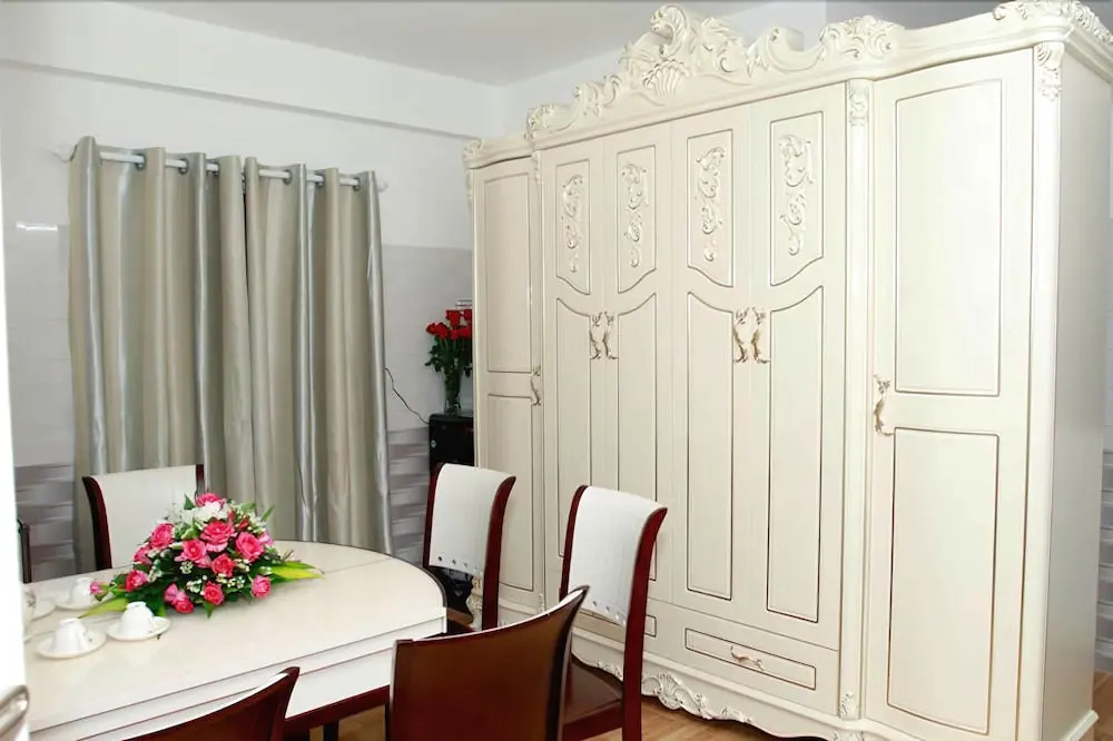 Vinh Danh Hotel And Apartment