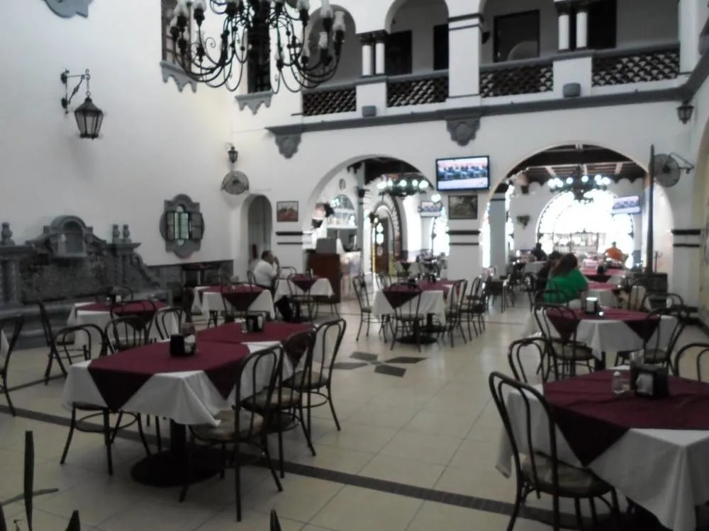 Hotel Colonial
