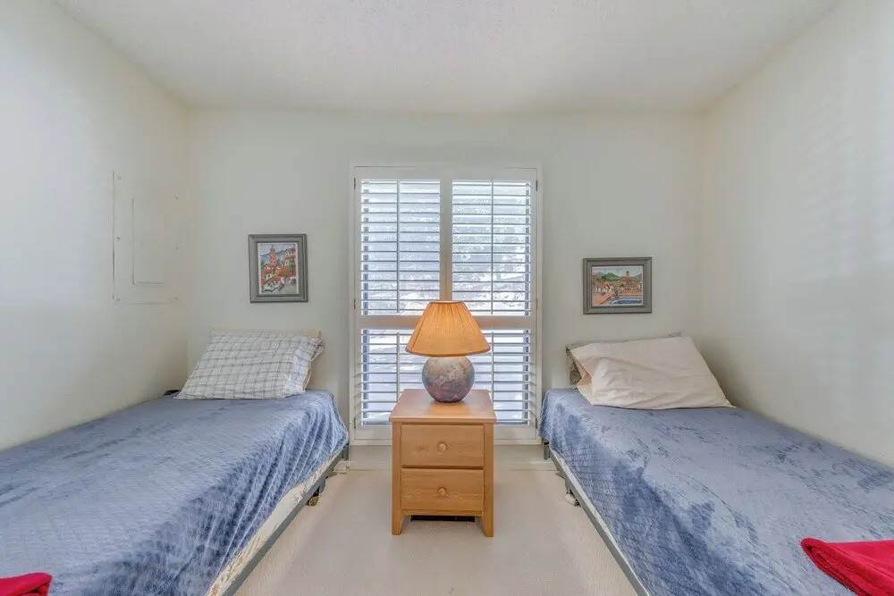 Alto Townhome w/ Deck Near Ski Apache!