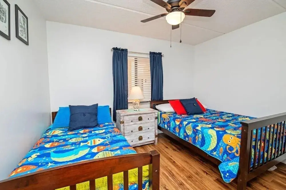 Beach Dreaming ~free Activities~oceanside~resort Amenities 2 Bedroom Condo by RedAwning
