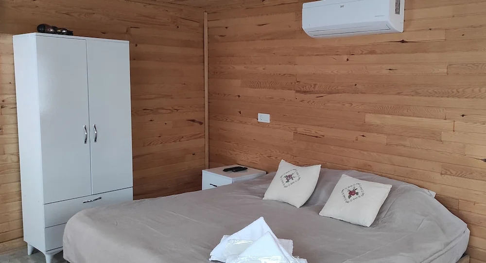 KARABİBİK BUNGALOW