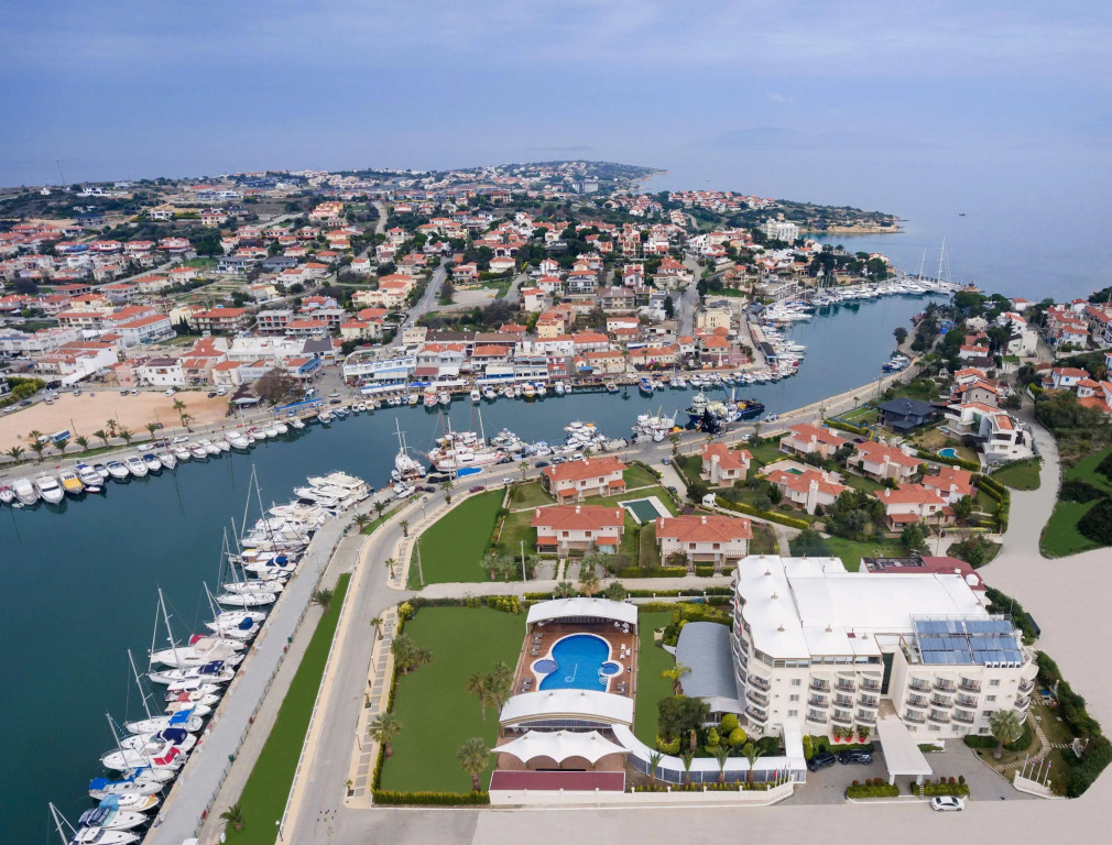 Sisus Marina Hotel