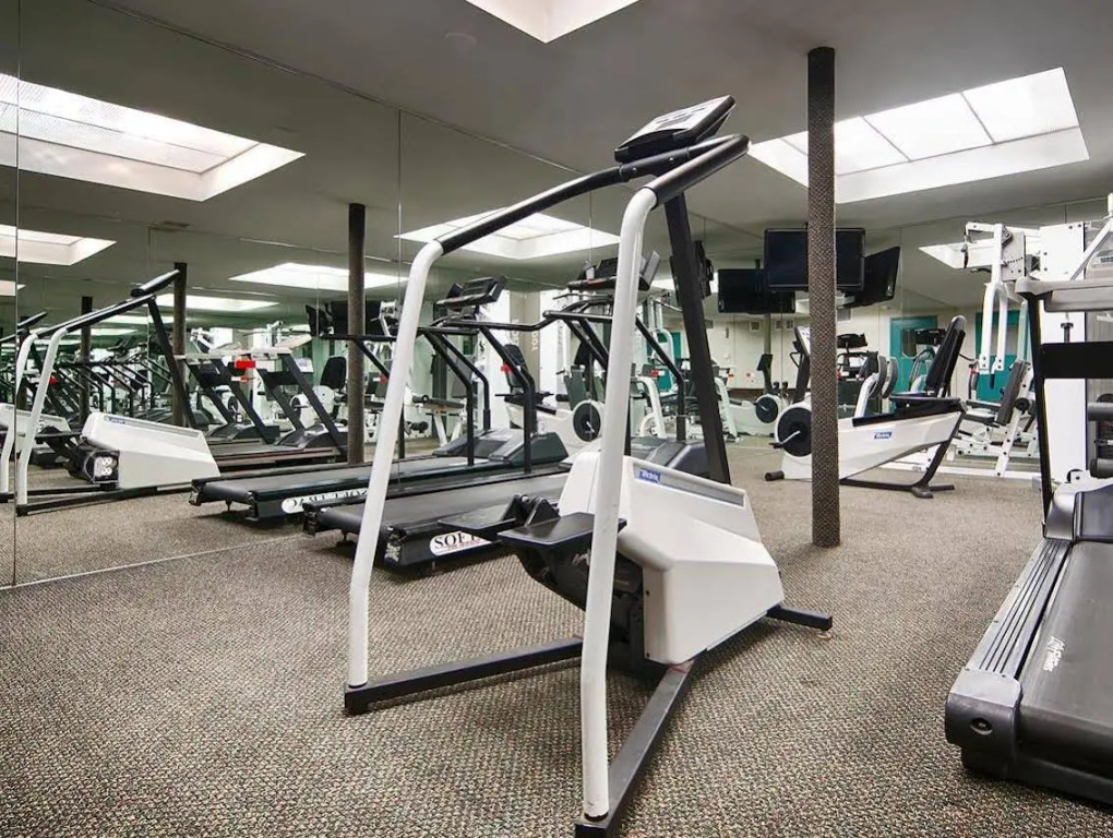 SureStay Plus by Best Western Woodbury Inn