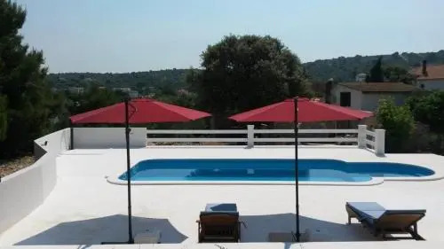 Holiday House Popic