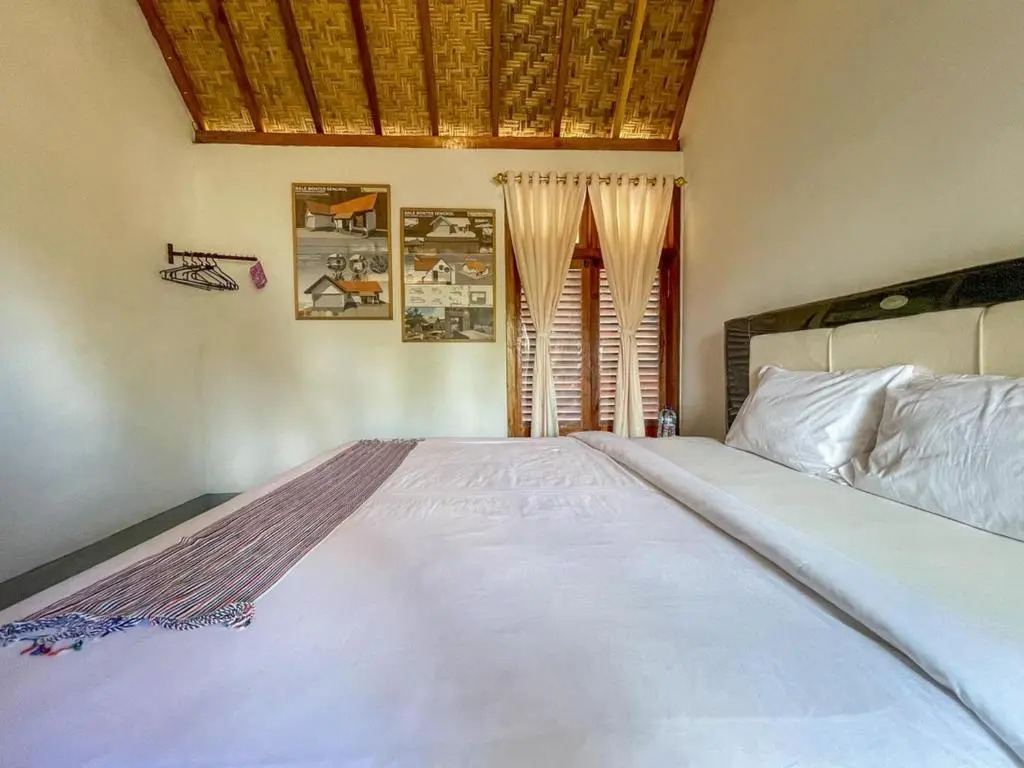 Aira Homestay Near Pantai Kuta Mandalika