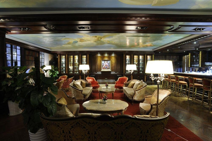 Imperial Palace Club