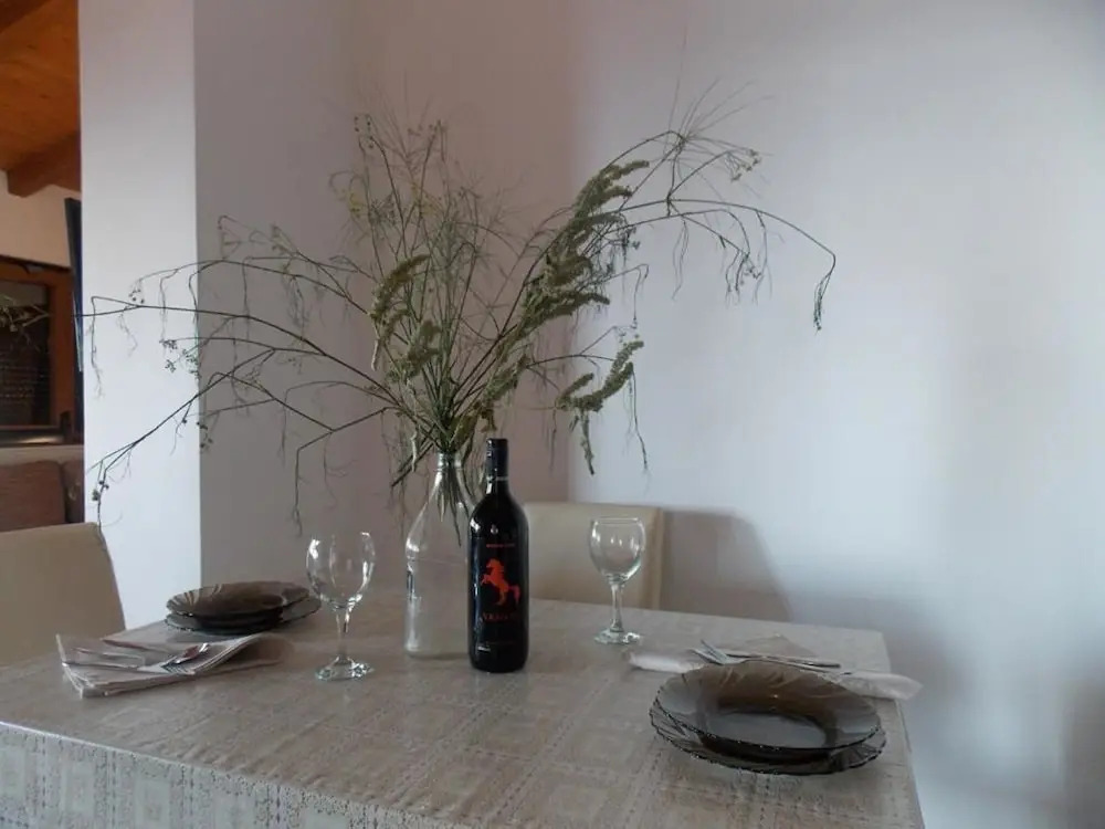 Tranquil Villa in Podstrana near Mutogras Beach