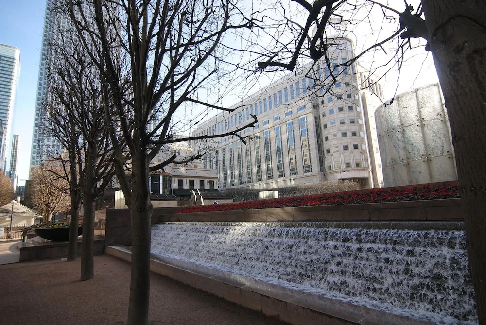 Canary Wharf - Corporate River View Apartments