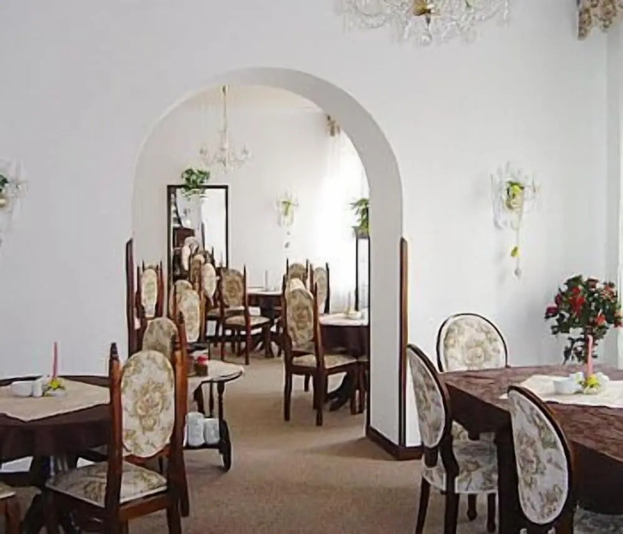Hotel Excellent