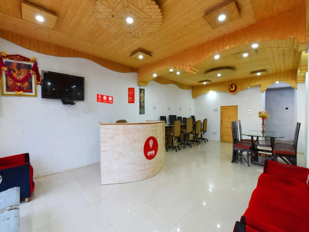 Rajinder Regency By OYO Rooms