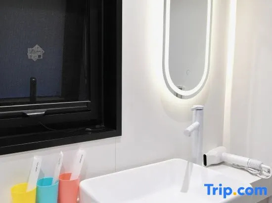 LDY　ROKUGAKUHOTEL  IRIYA 9 Min to Ueno 25Min to GINZA ROKUGAKU