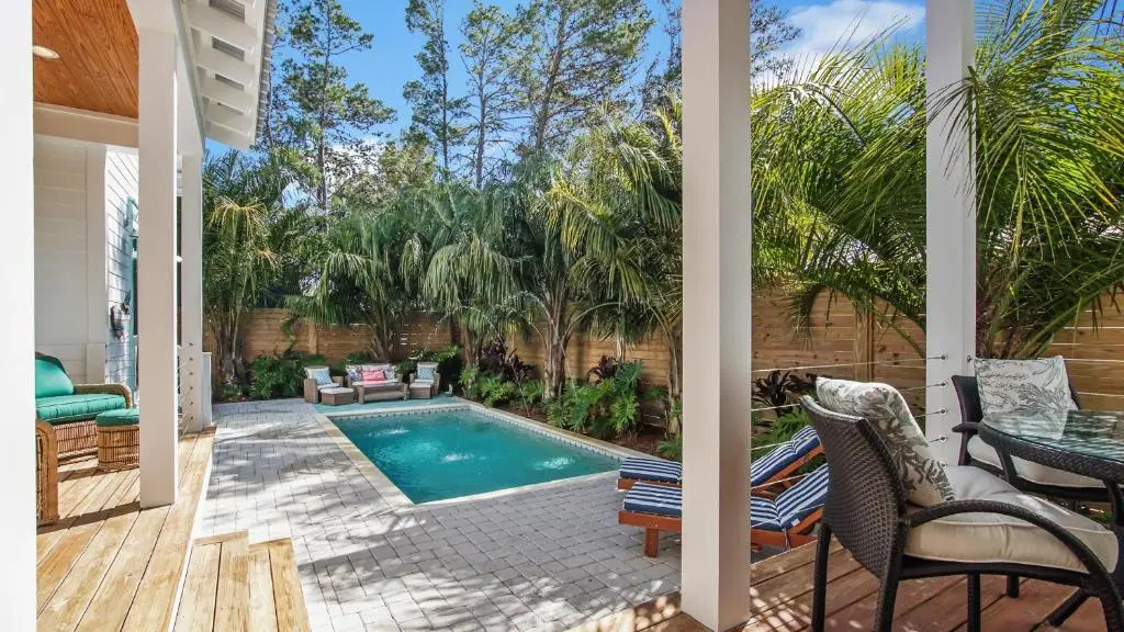30A Luxury Beach Home Beach Please, Private Heated Pool, 4 NEW Bikes, Walk to the Beach!