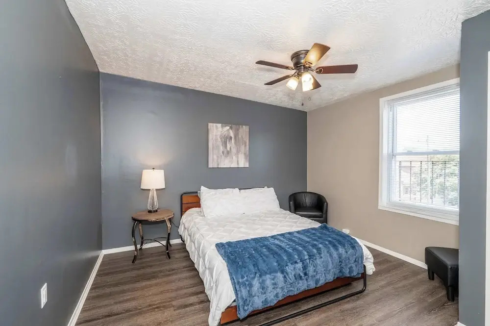 Monmouth Loft 4