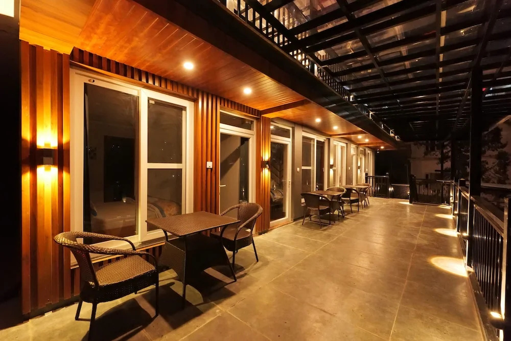 Hotel Rex Mussoorie