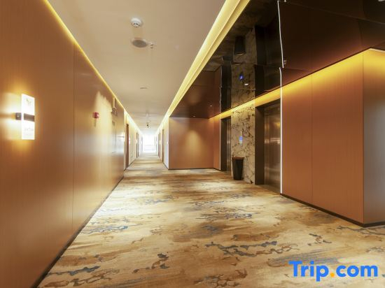 Welcome Building Hotel