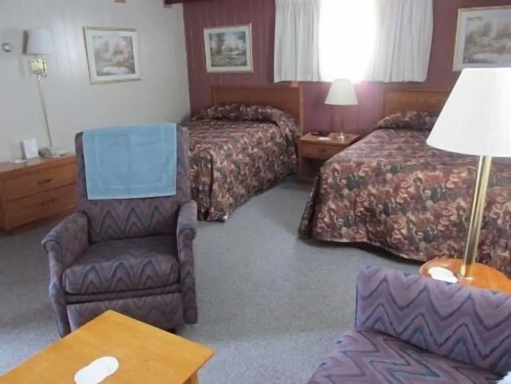 Elms Motel