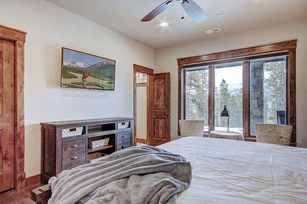The Breck Escape 6 Bedrooms 5.5 Bathrooms Home