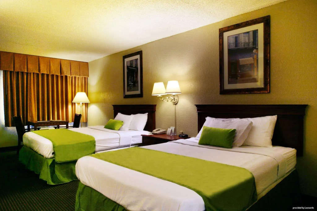 Baymont by Wyndham Orlando East