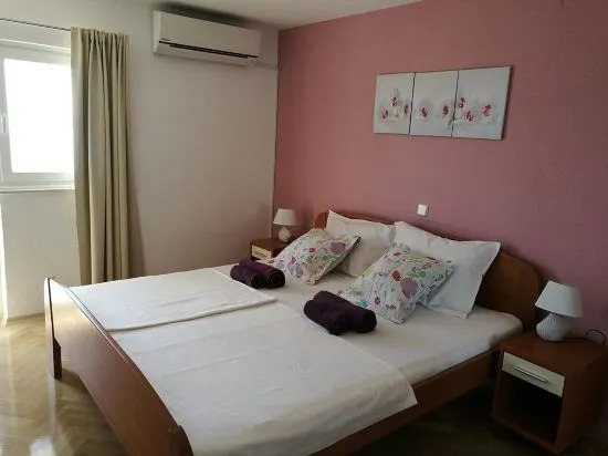 Apartments Ivica
