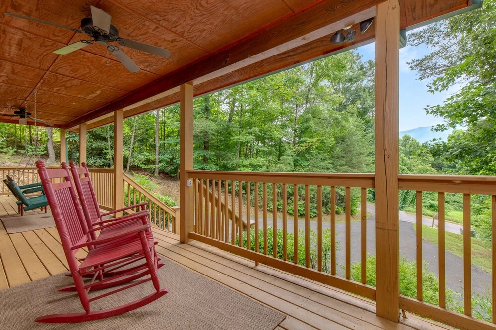 A Great Escape by Jackson Mountain Homes