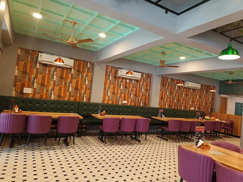 Hotel JPS Palm Inn
