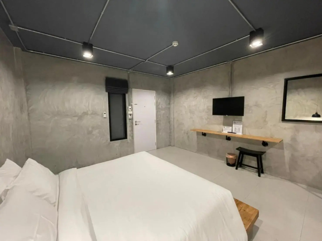 Loft Space Hotel