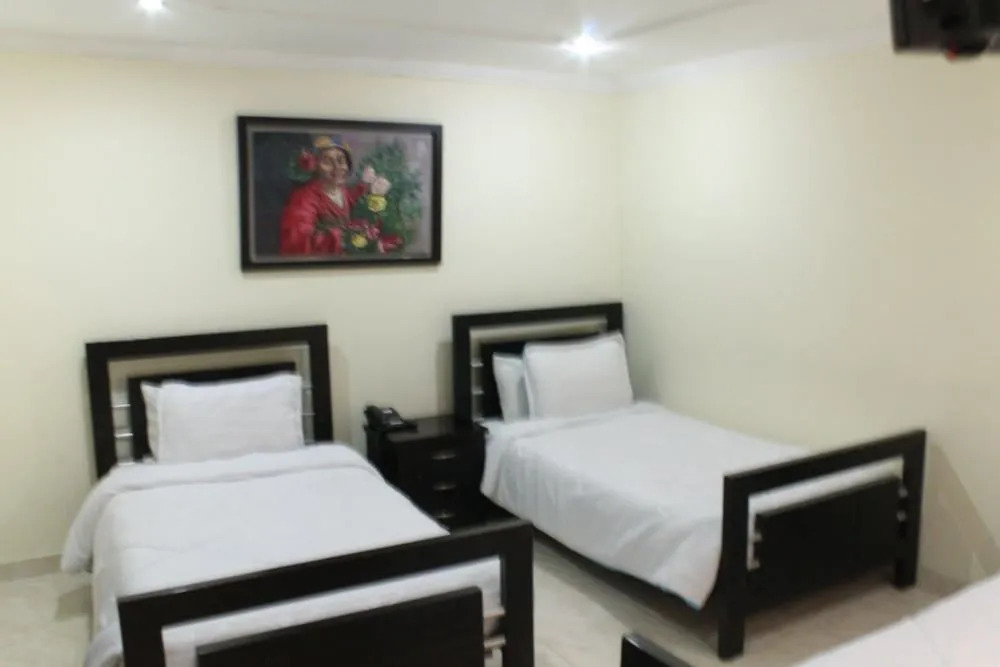 Hotel Sweet Home