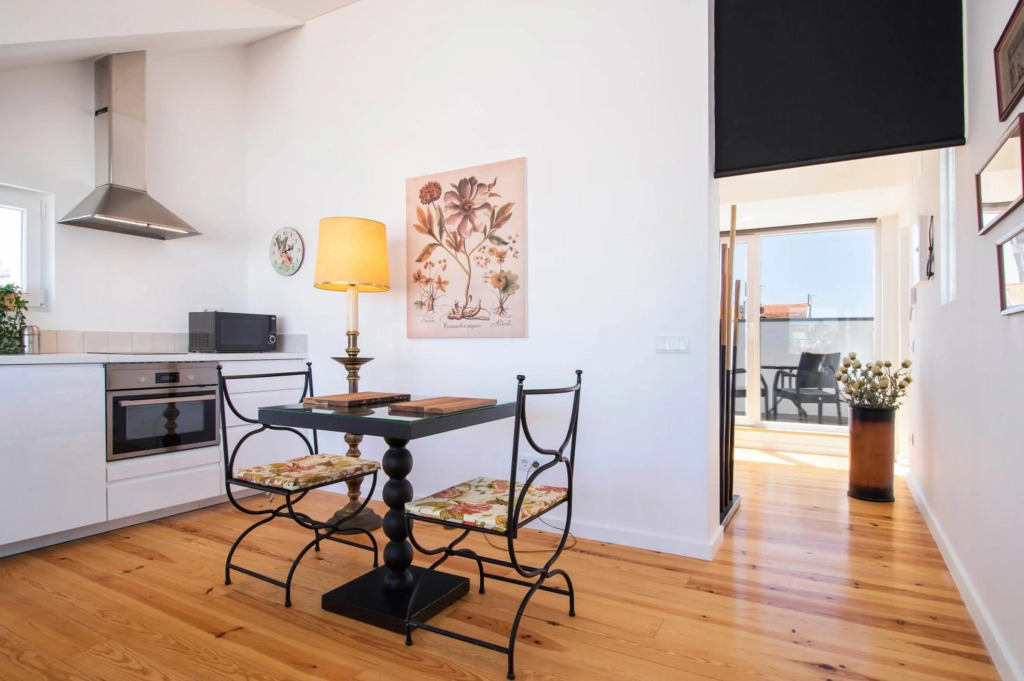 Lusitano Top Floor Apartment