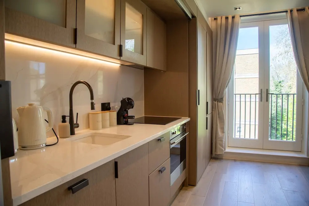 The Pembridge 11