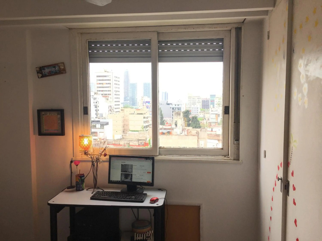 Habitacion privada 1 persona, solo mujeres - San Telmo