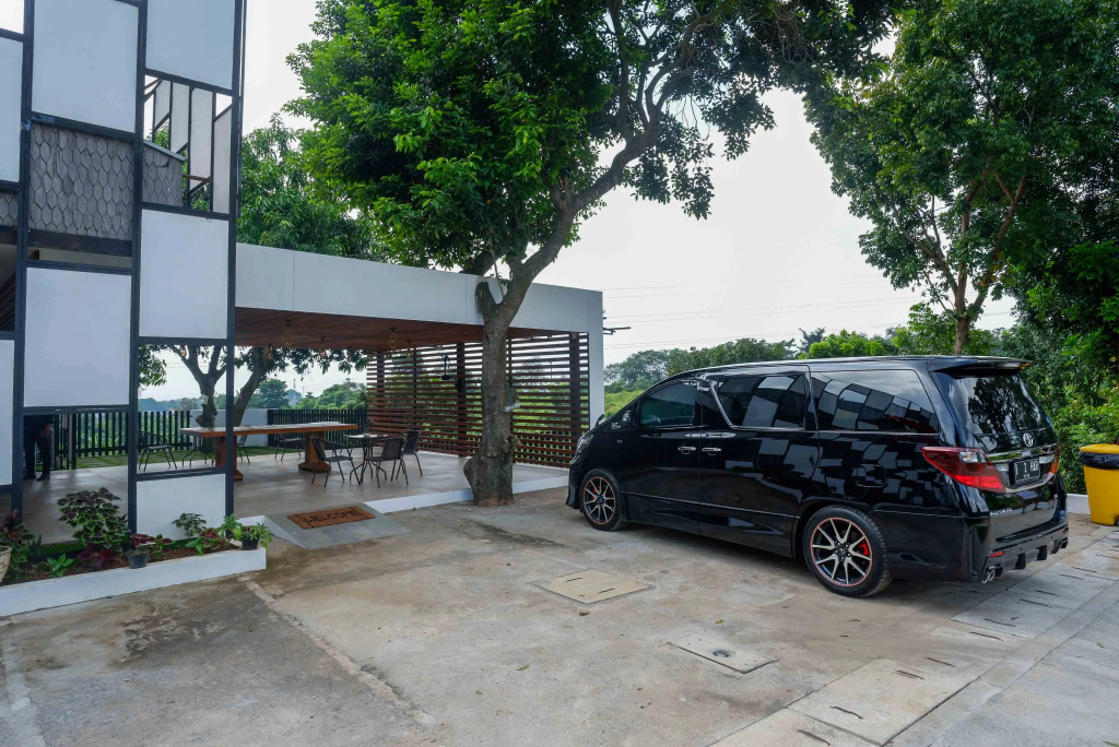 RedDoorz near Bukitsari Semarang