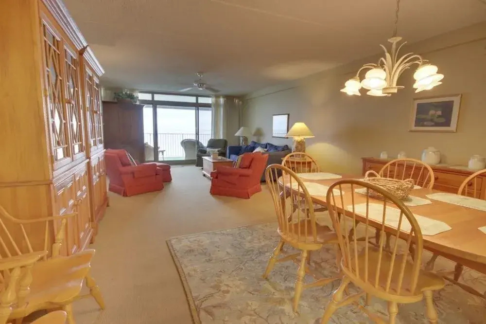 English Towers 1108 - 3 Br Condo