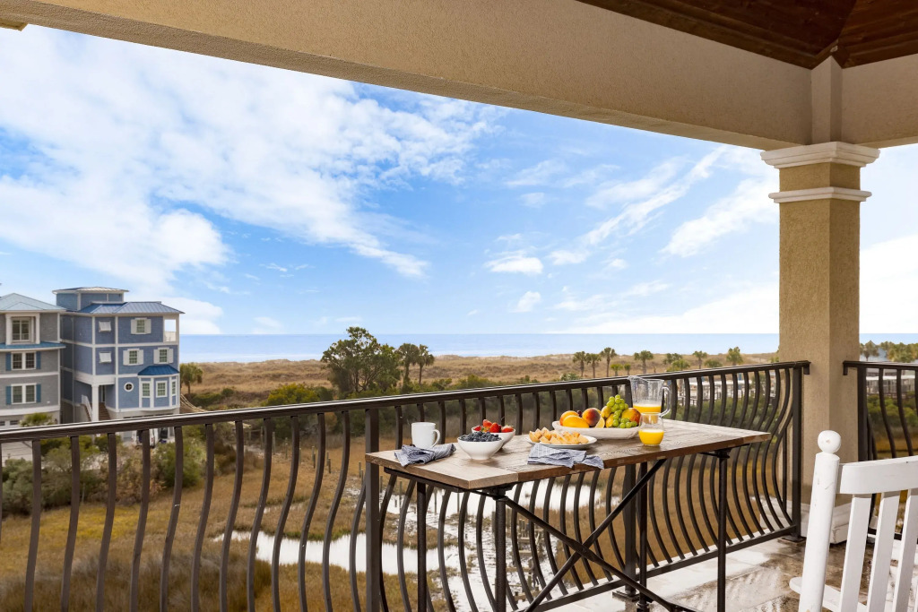 Sleeps 24! Priv Beach Boardwalk, Free Pool Heat, Ocean View 24 Bradley Cir by Avantstay