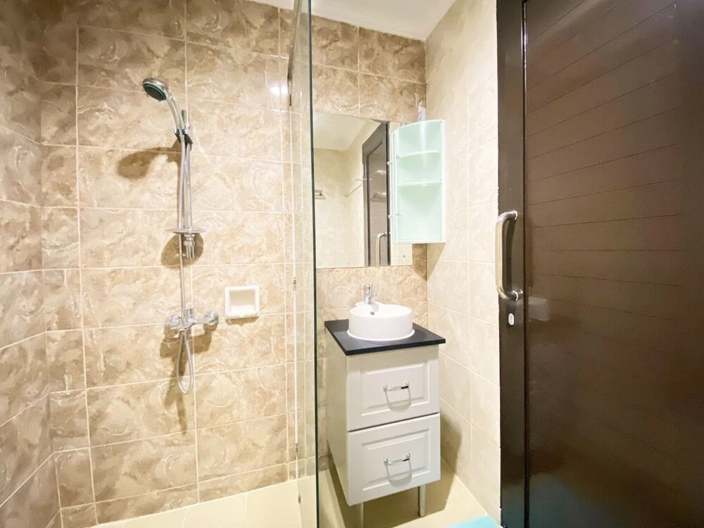 Luxurious Modern 2Br Apartment At Galeri Ciumbuleuit 1