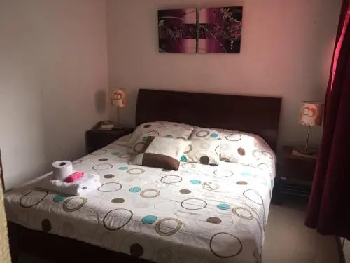 HABITACIóN EN SANTA TERESA