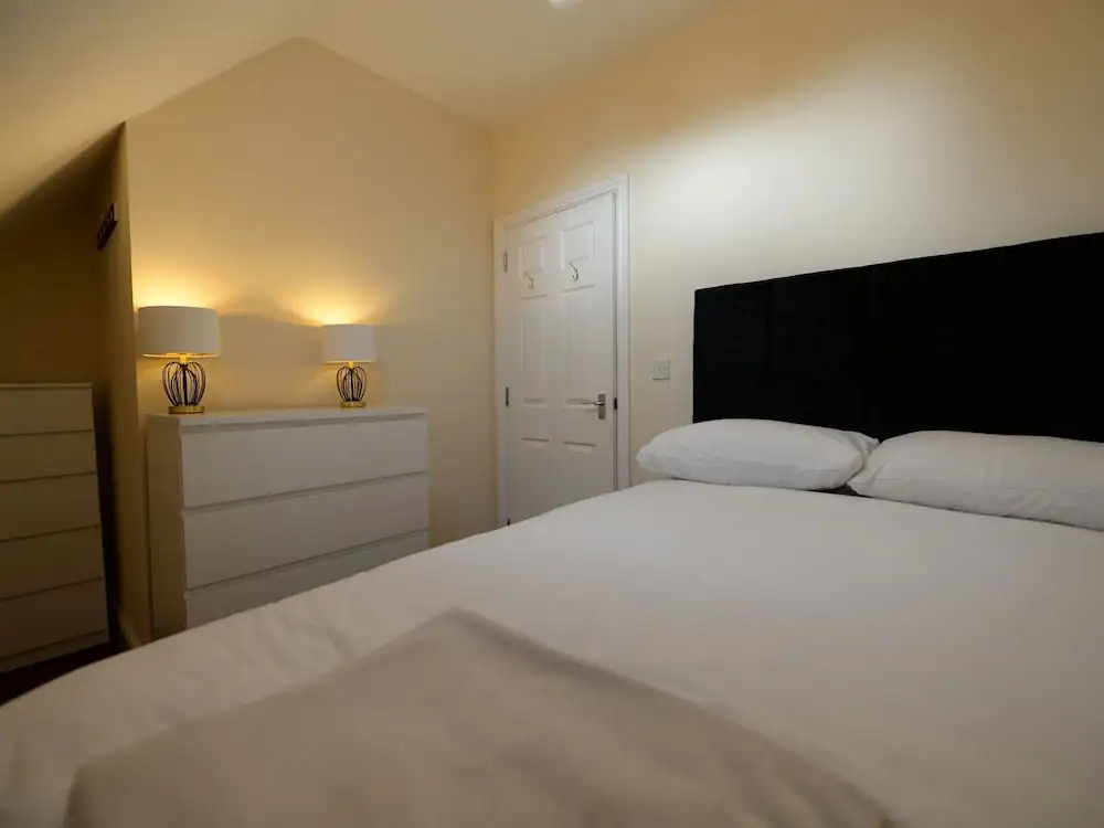 Contemporary Holiday Home in Coventry Near Fargo Village