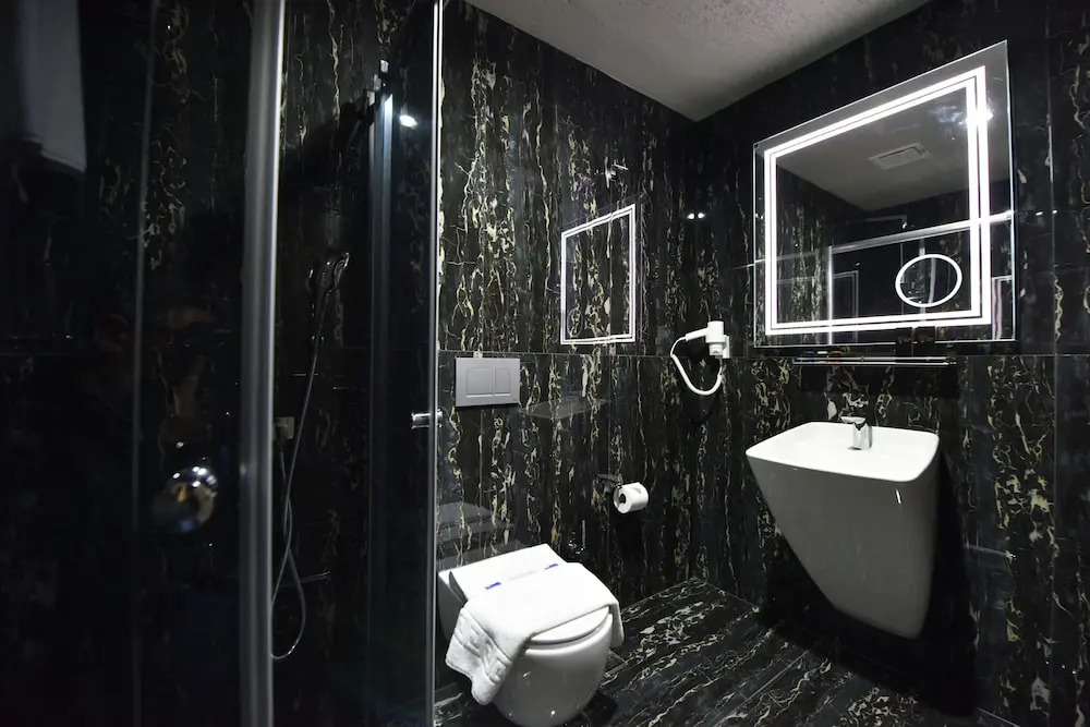 Bayberd Hotel