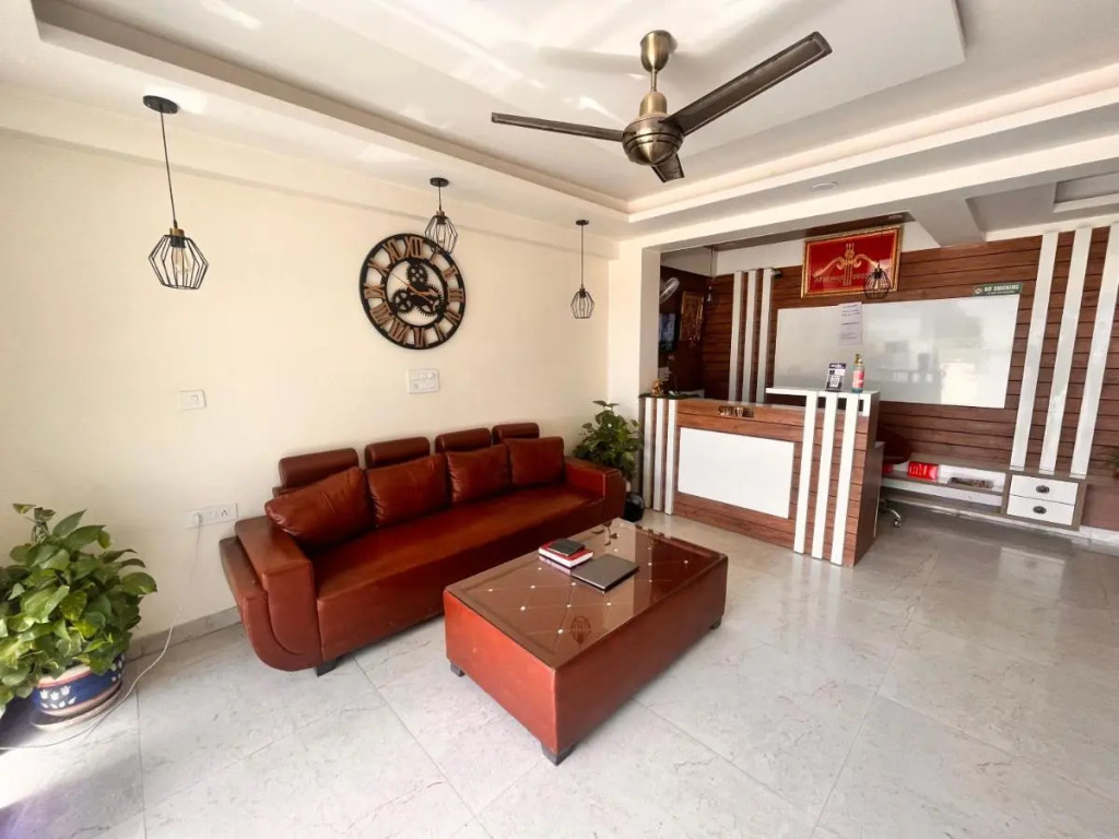 Hotel Maharaja Palace Boutique Hotels Near Medanta Medicity Gurgaon
