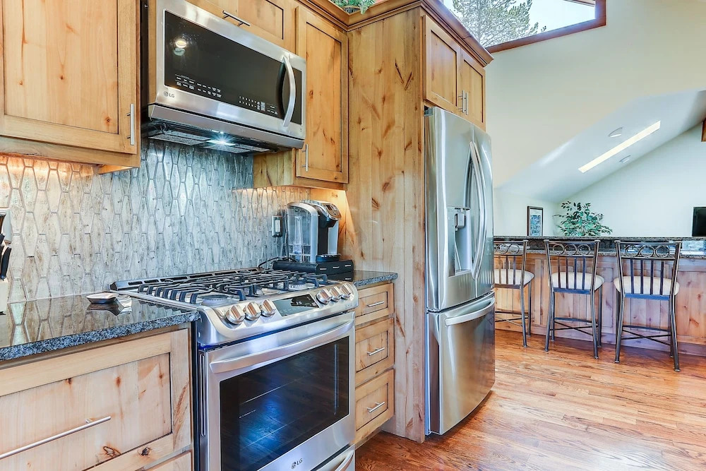 3 Spyglass Home on Meadows Golf Course feature Brand New Hot Tub and Bikes by RedAwning