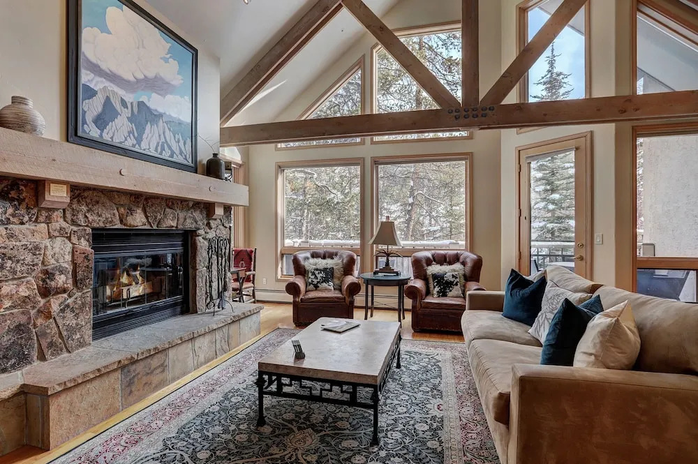 Luxurious 3 Bedroom/4 Bath Townhome- Beaver Creek Ski-in/out Townhouse by RedAwning