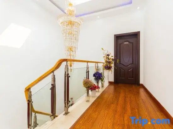 Shanghai International Convention and Exhibition Center Apartment (Hongqiao Hub Store)
