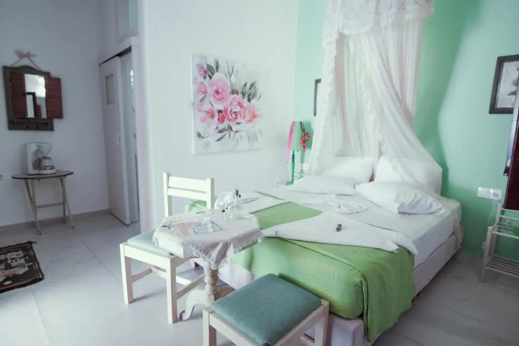 Studio Lefaki