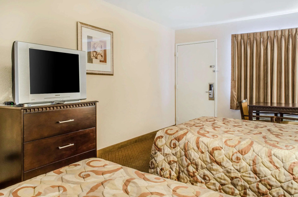 Rodeway Inn Shippensburg I-81