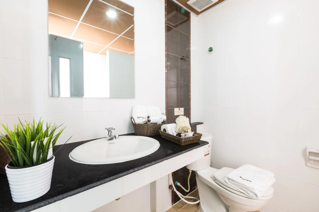 Baron Residence Bangkok
