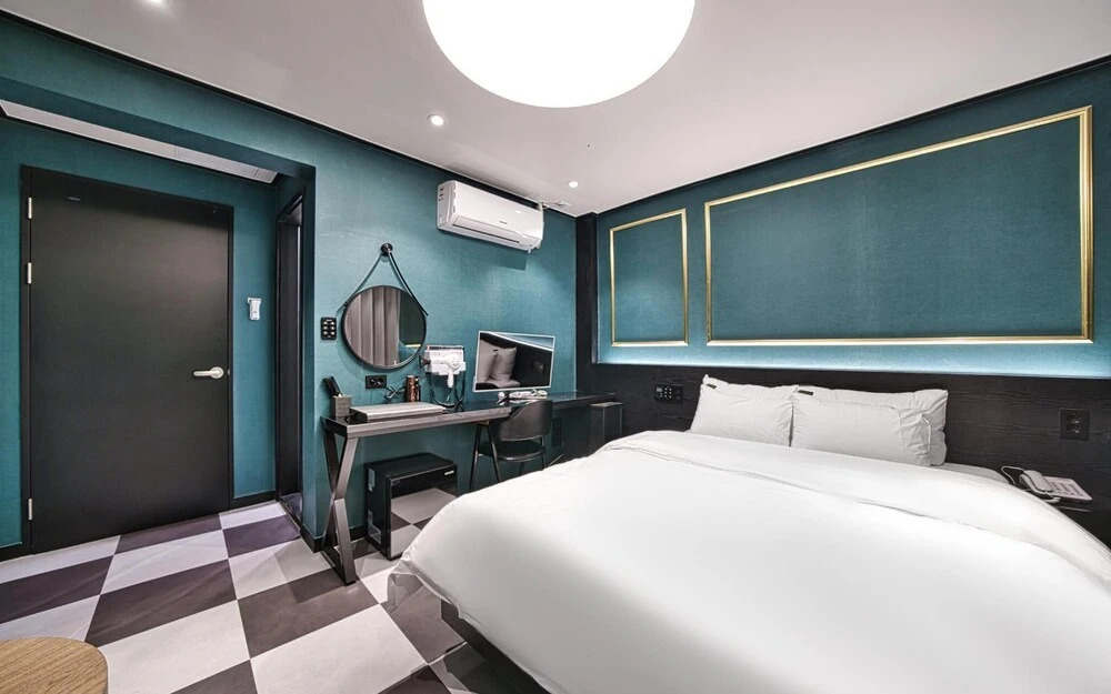 Hotel Daily